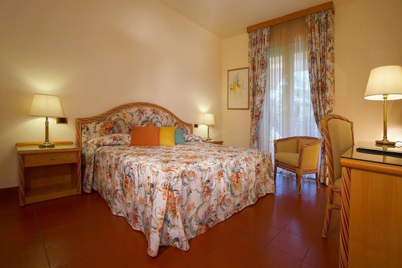 Hotel Caparena Taormina Room photo